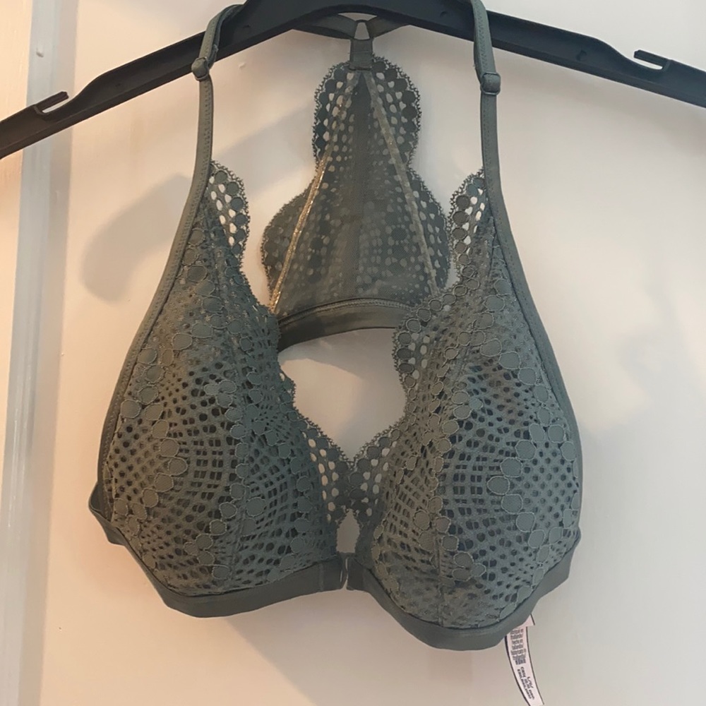 Tee shirt bra